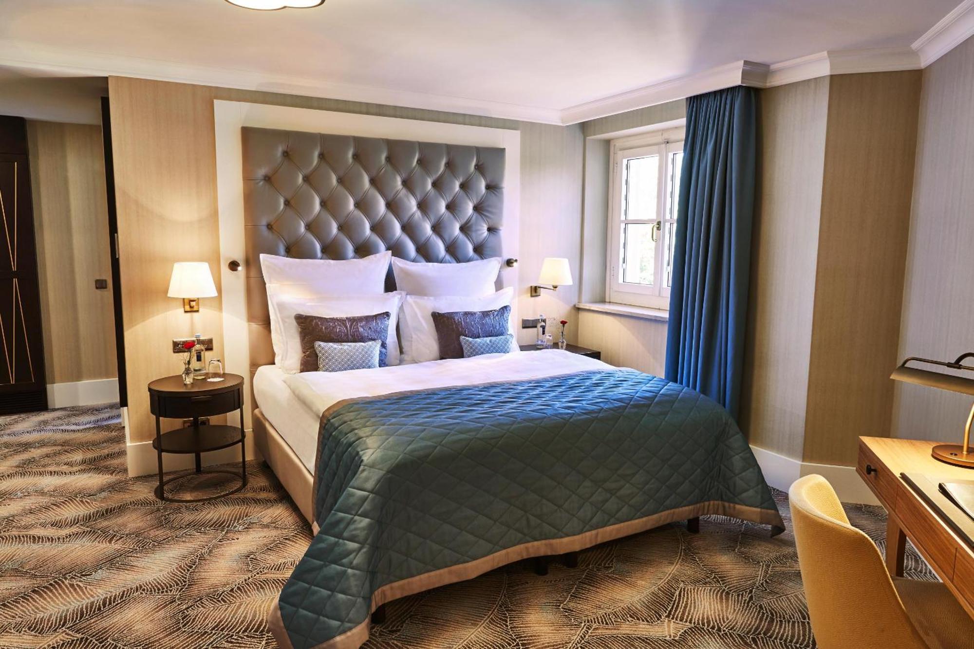 Deluxe Double Room,1559583727:JPEG